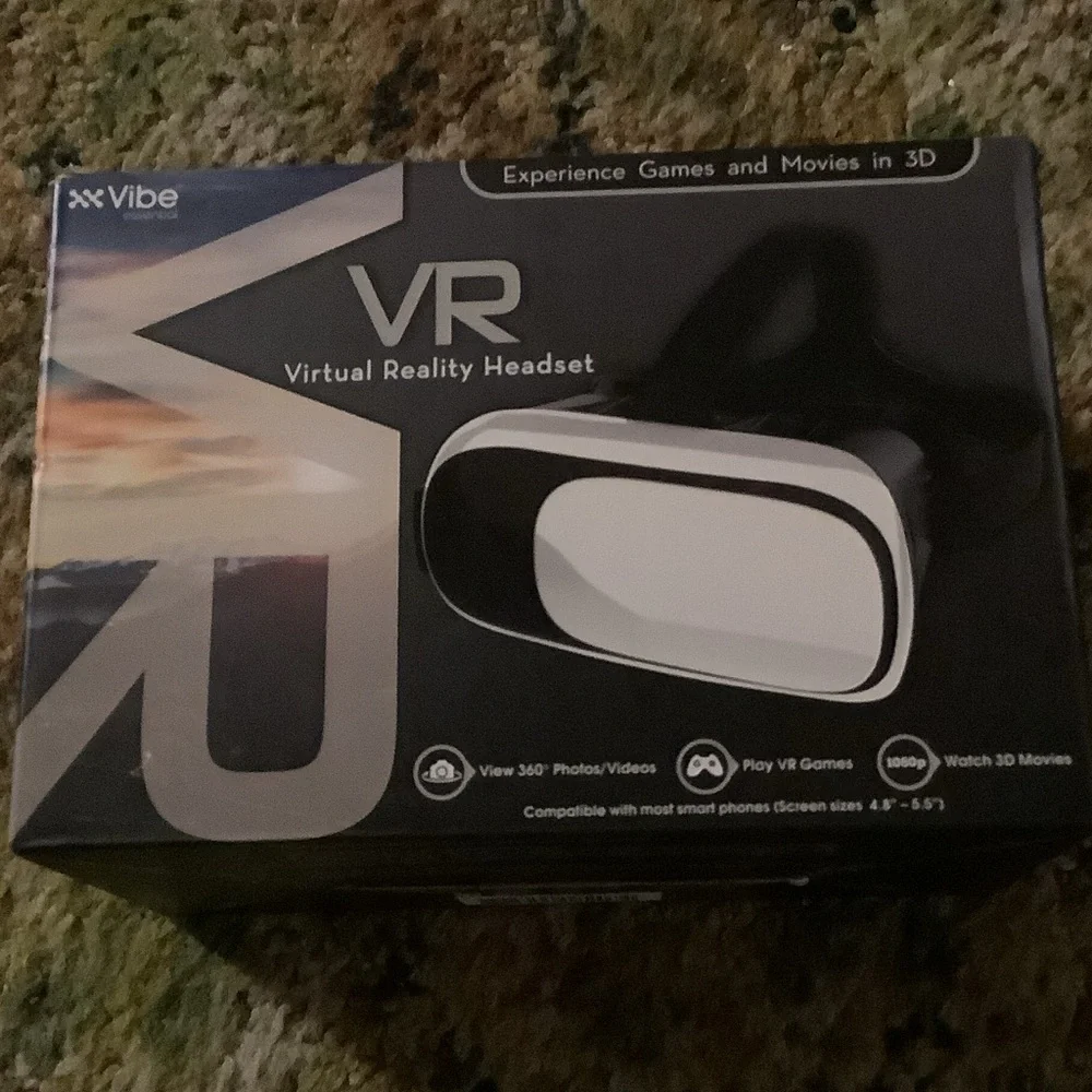 Vibe VR Headset - Sleek Black and White